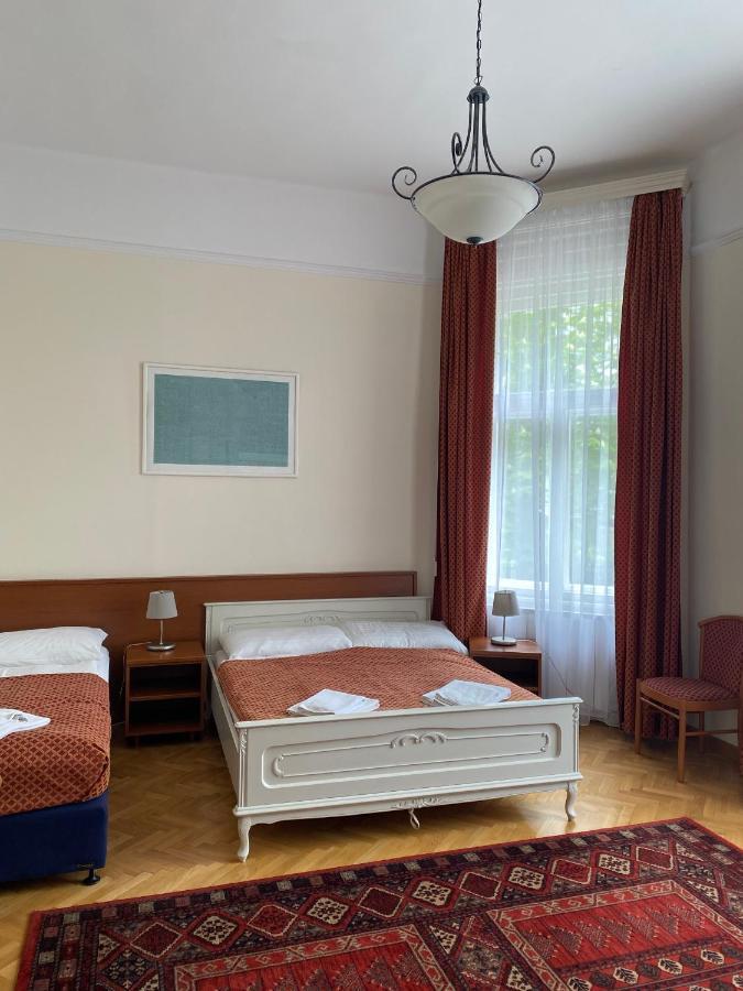 Fonix Hotel Balatonfoldvar Exterior photo