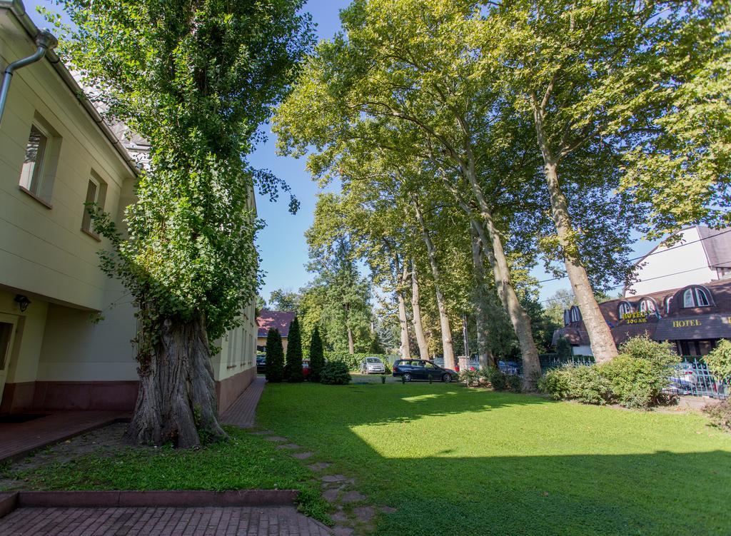 Fonix Hotel Balatonfoldvar Exterior photo